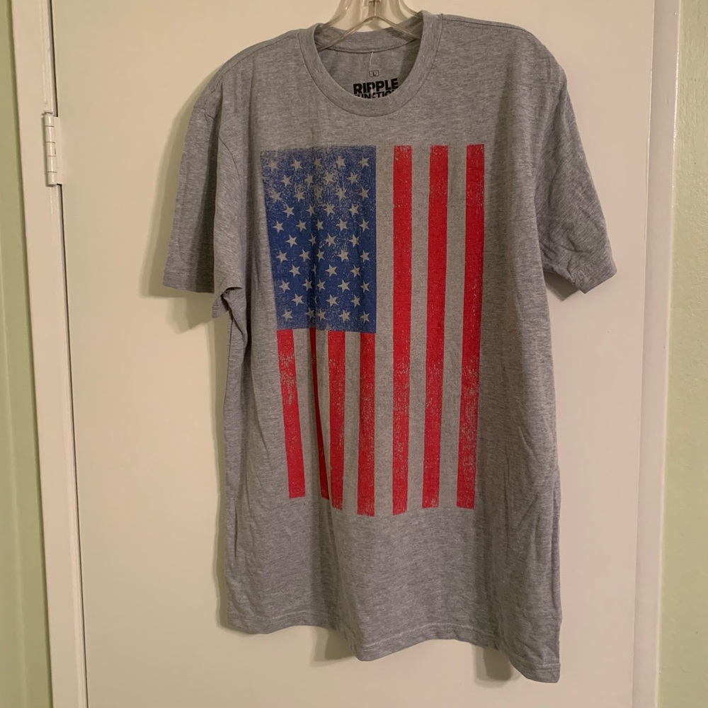 Mens short sleeve American Flag Graphic T-Shirt